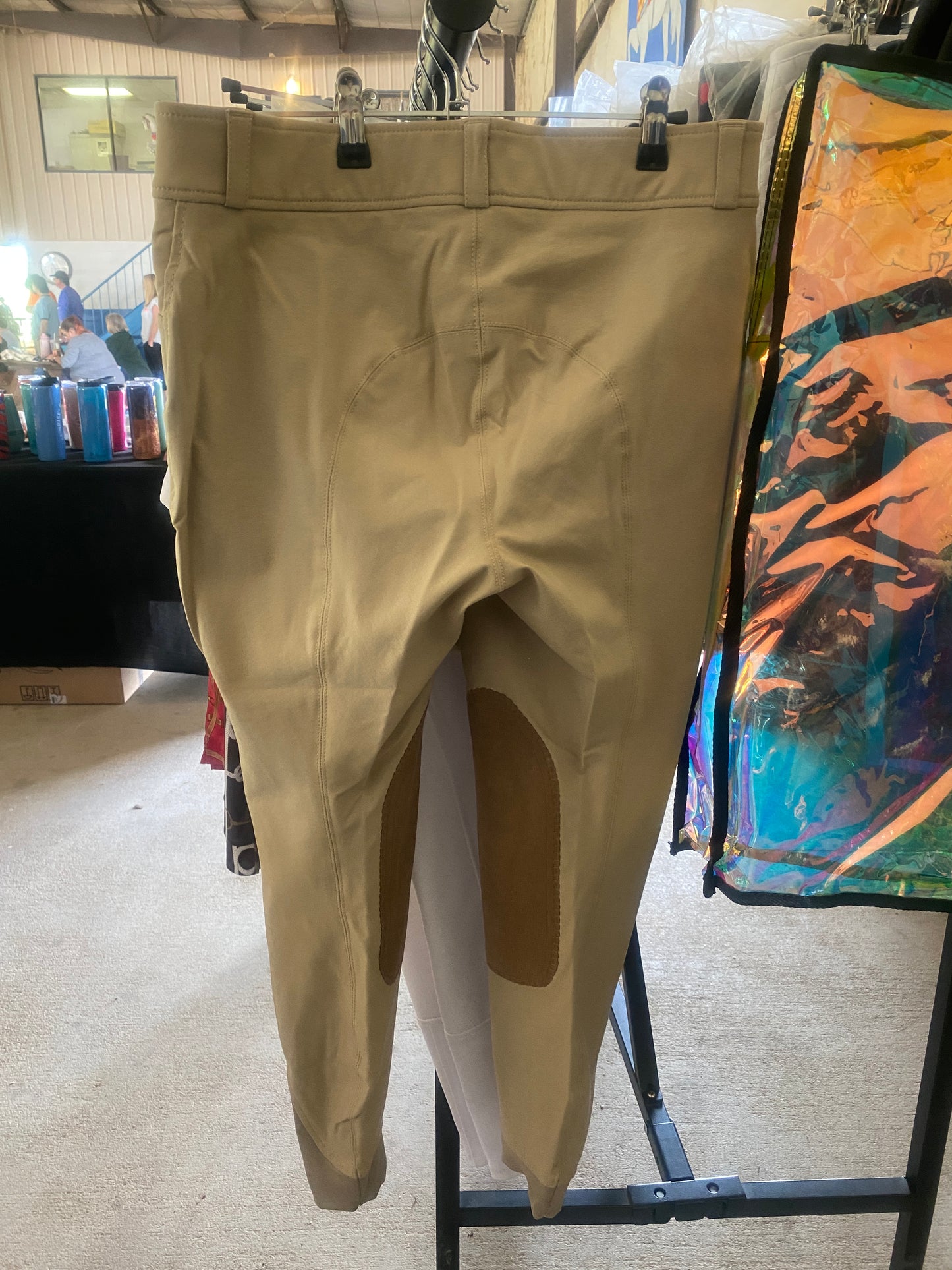 HKM Medium Weight Hunter Breech