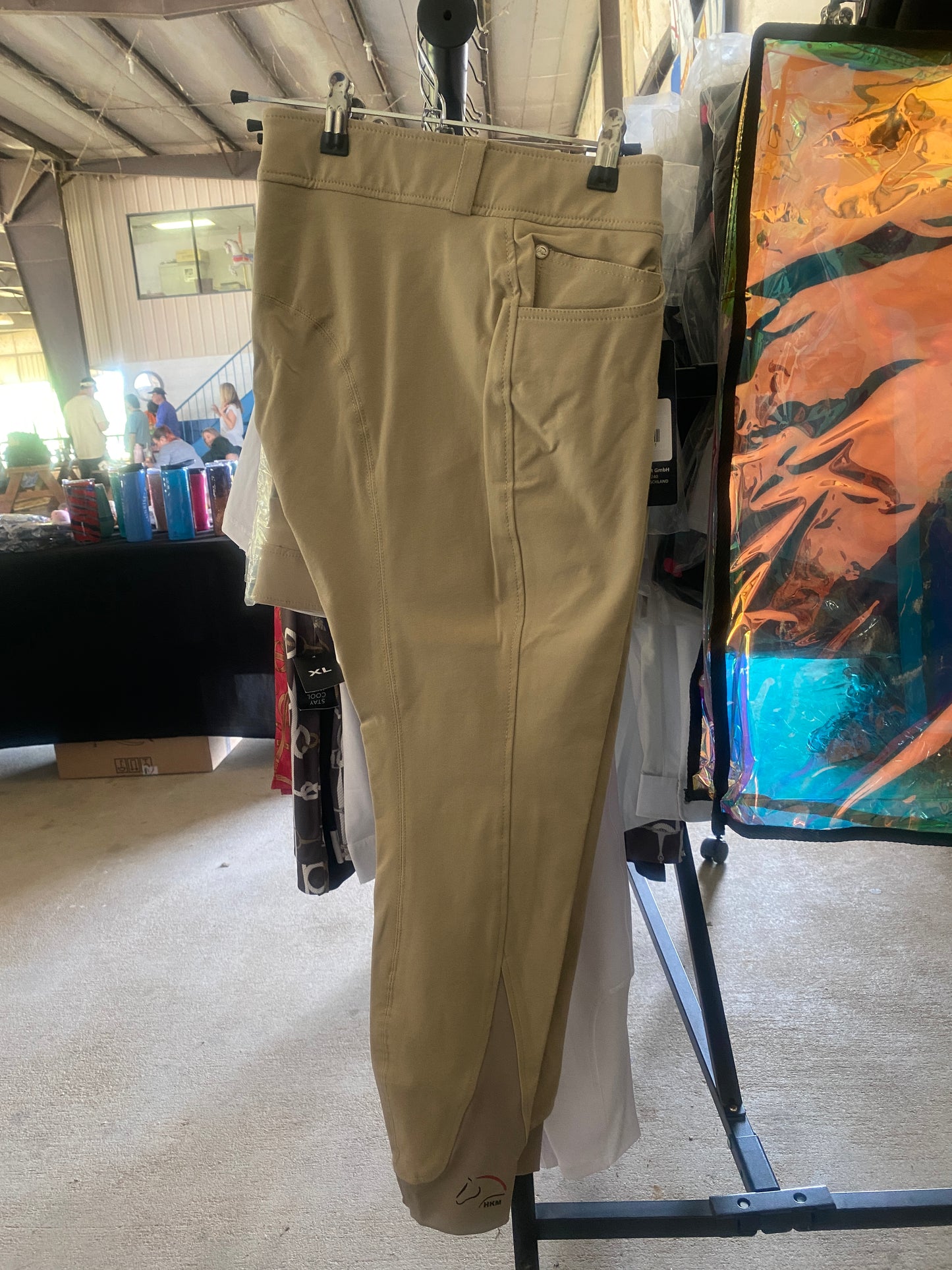 HKM Medium Weight Hunter Breech